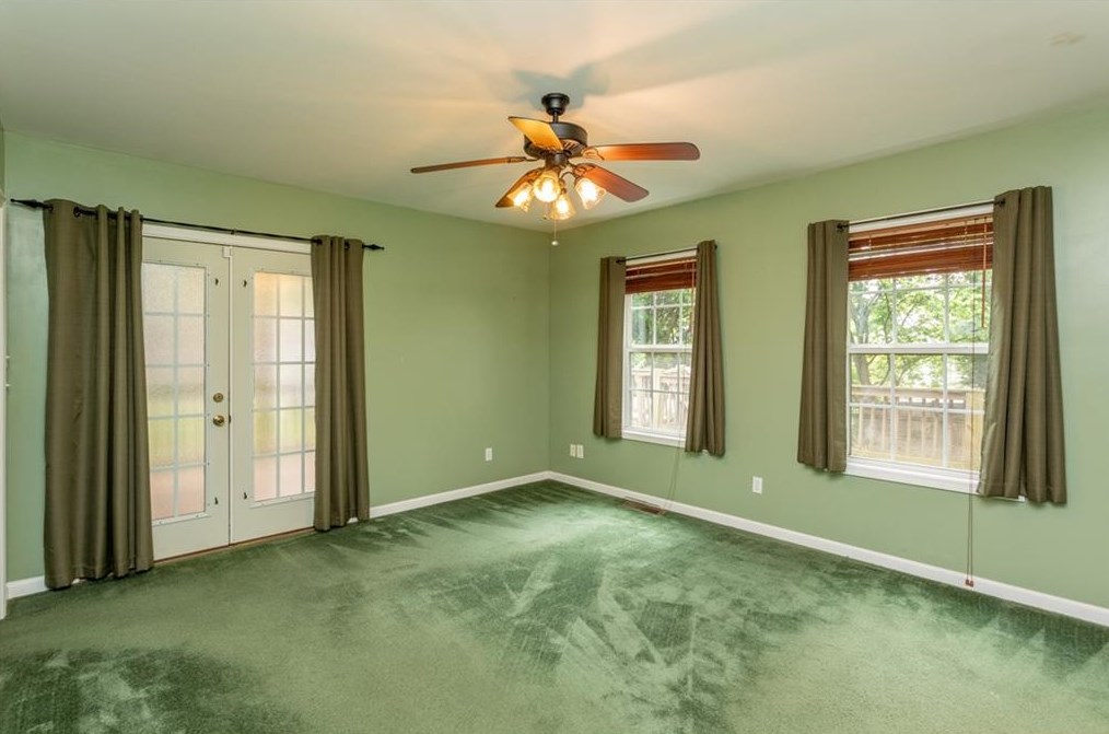 643 Sycamore Dr, Decatur GA  30030-2750 exterior