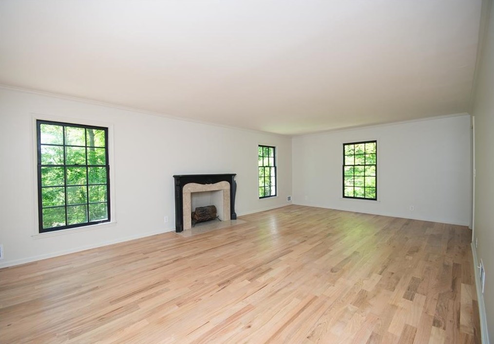 4570 Orkney Ln, Atlanta GA  30331-7438 exterior