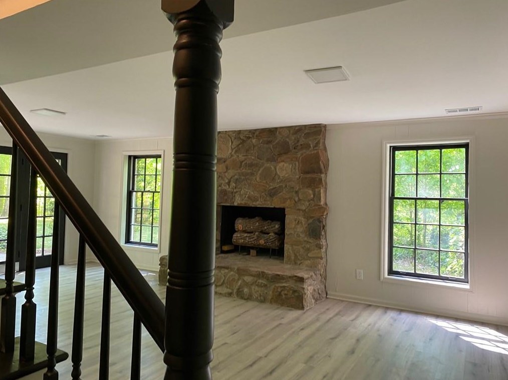4570 Orkney Ln, Atlanta GA  30331-7438 exterior