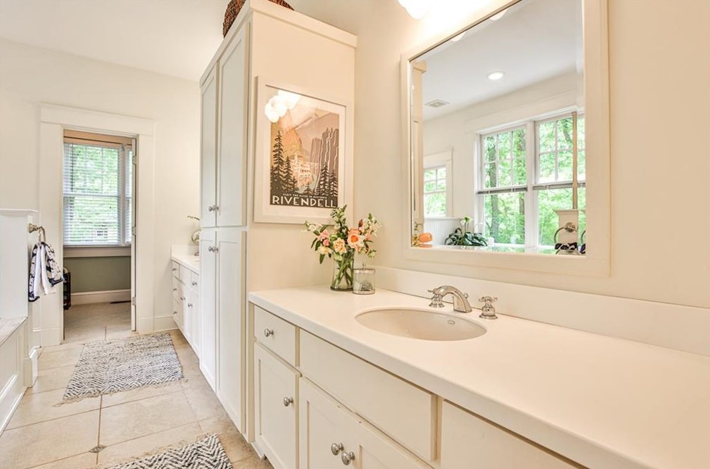 510 Adams St, Decatur GA  30030-5210 exterior