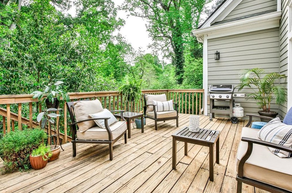 510 Adams St, Decatur GA  30030-5210 exterior