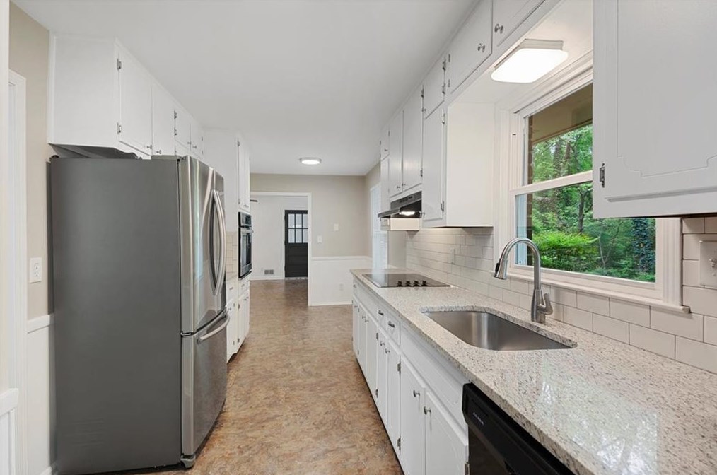 3959 Shadowbrook Pl, Decatur GA  30034-2237 exterior