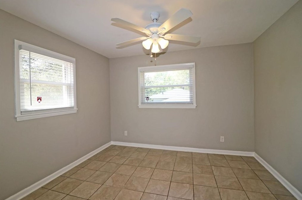 4041 Brookcrest Cir, Decatur GA  30032-3820 exterior