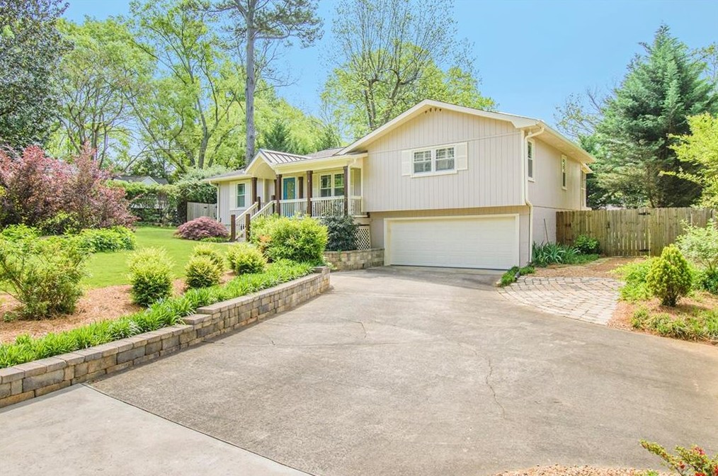 1194 Love St, Smyrna GA  30080-4337 exterior