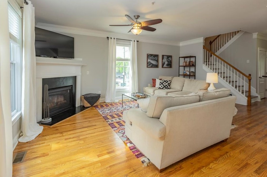3135 Dunton St, Smyrna GA  30080-4458 exterior