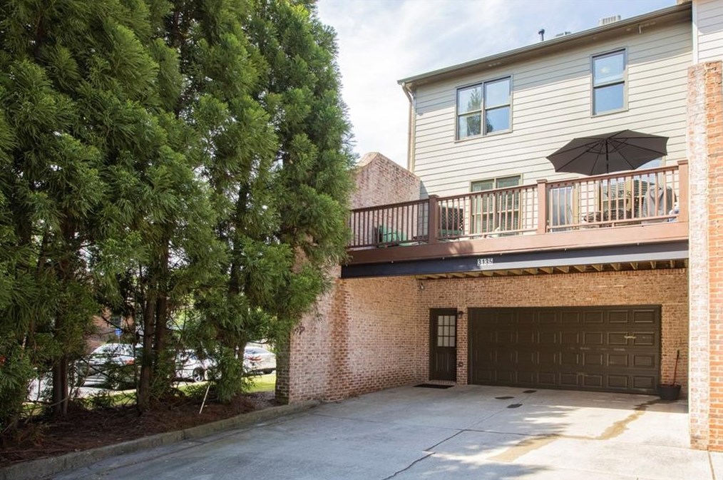 3135 Dunton St, Smyrna GA  30080-4458 exterior