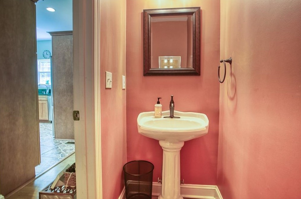 84 Hasty Path, Dallas GA  30157-8107 exterior