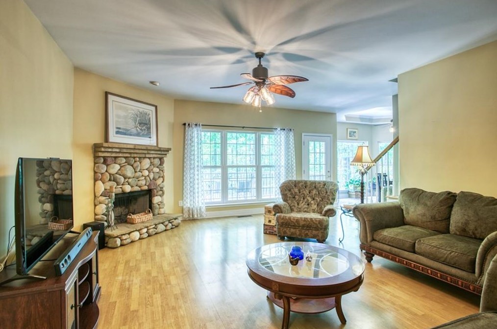 84 Hasty Path, Dallas GA  30157-8107 exterior