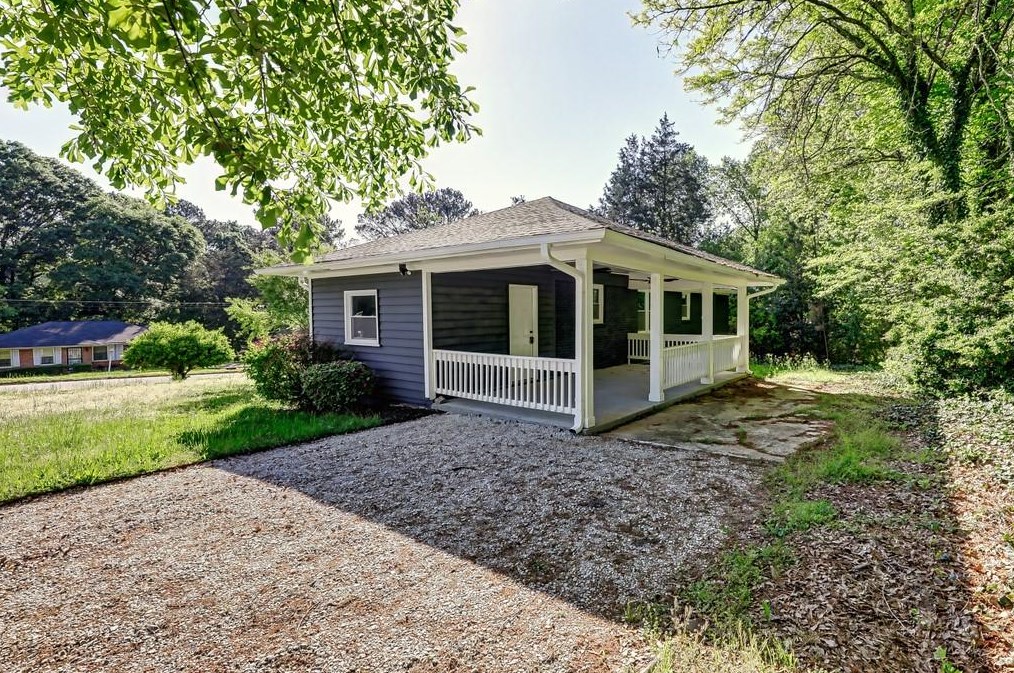 1893 Winthrop Dr, Atlanta GA  30316-1715 exterior