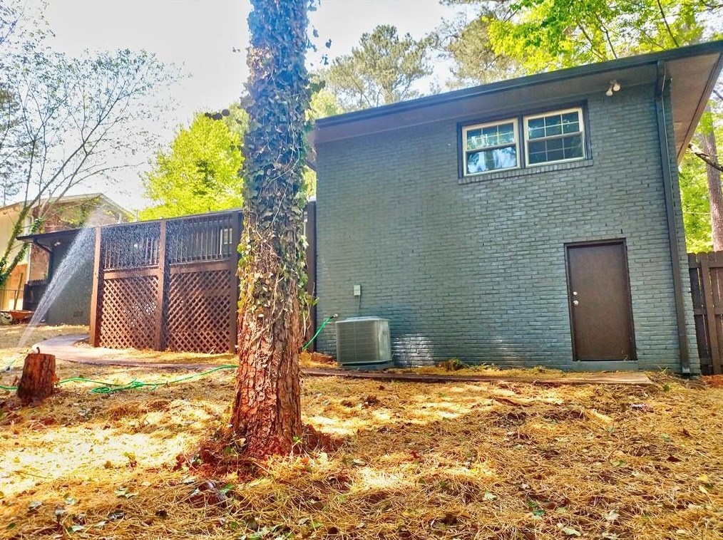 2653 Preston Dr, Decatur GA 30034-1341 exterior