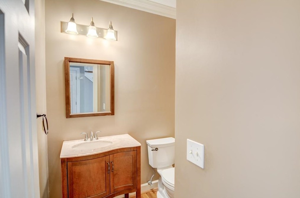 2310 Goodwood Blvd, Smyrna GA  30080-8207 exterior