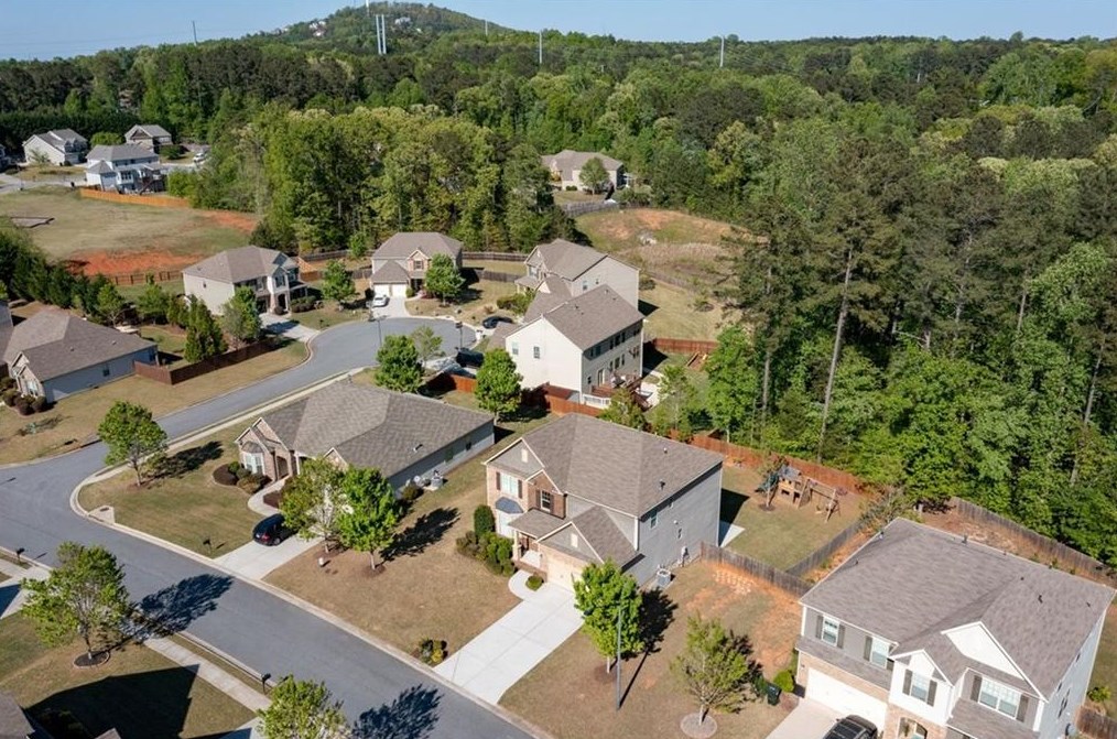 789 Springs Crest Dr, Dallas GA  30157-6595 exterior