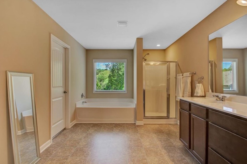 789 Springs Crest Dr, Dallas GA  30157-6595 exterior