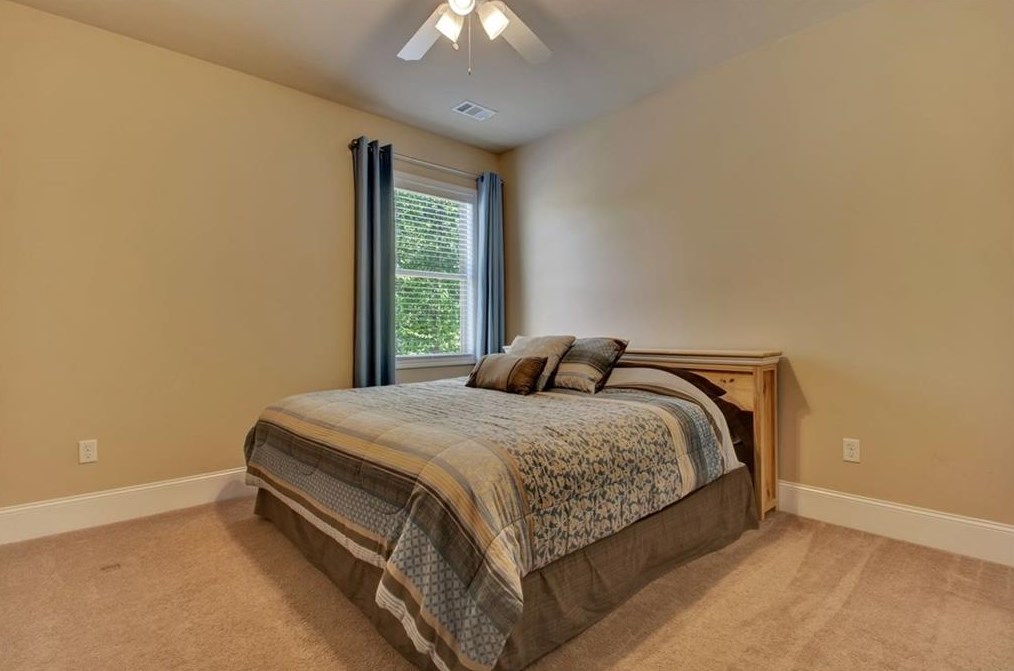 789 Springs Crest Dr, Dallas GA  30157-6595 exterior