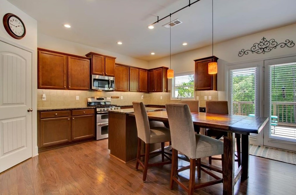 789 Springs Crest Dr, Dallas GA  30157-6595 exterior