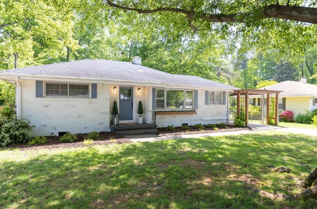 3235 Concord Cir, Smyrna GA  30080-4306 exterior