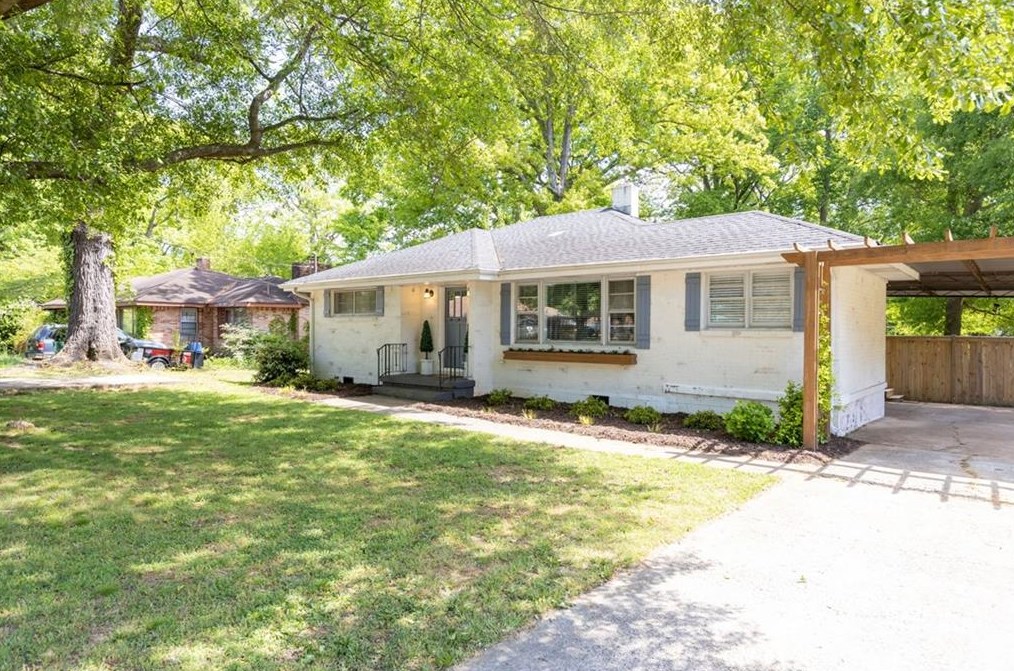 3235 Concord Cir, Smyrna GA  30080-4306 exterior