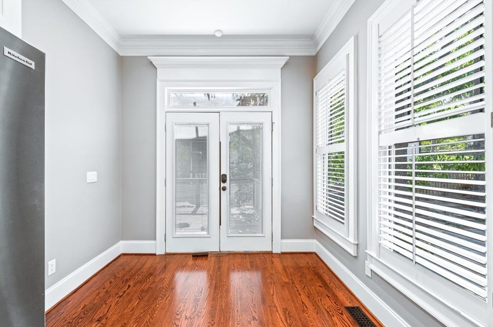 354 Murray Hill Ave, Atlanta GA  30317-1319 exterior