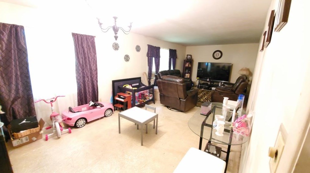 1298 Lee Ann Dr, Decatur GA  30035-1044 exterior