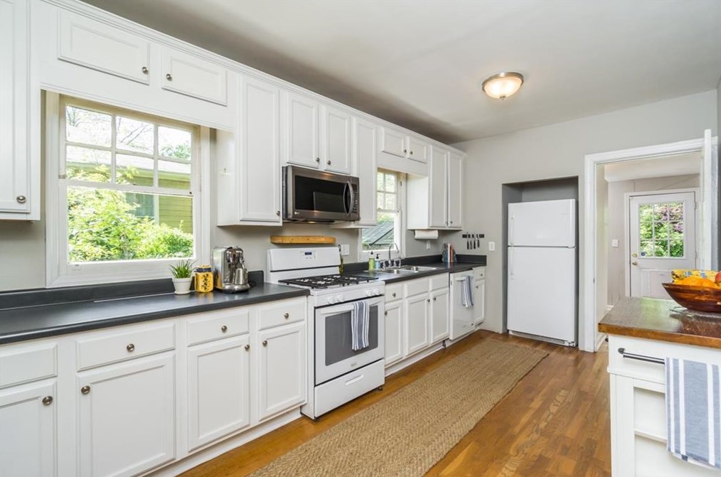 118 4th Ave, Decatur GA  30030-4849 exterior