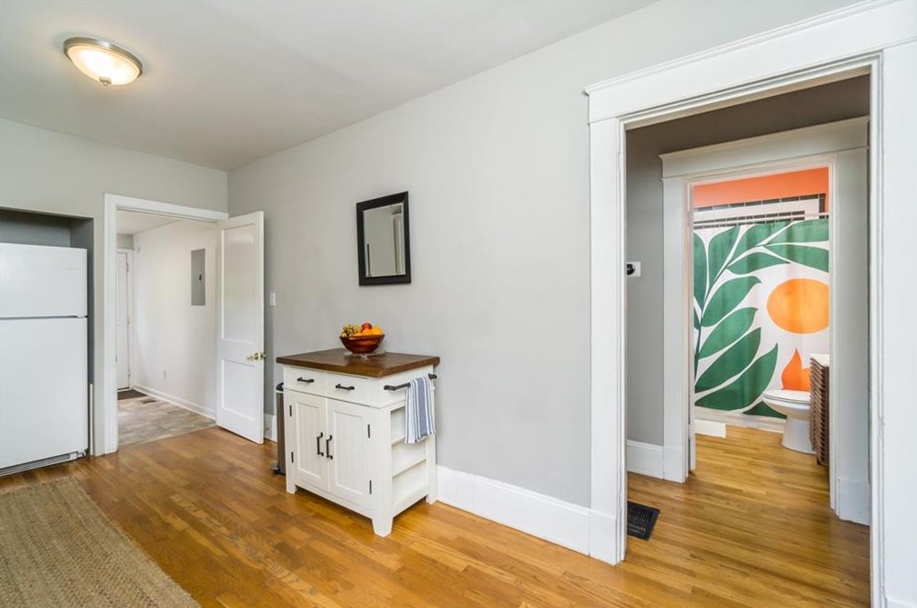 118 4th Ave, Decatur GA  30030-4849 exterior