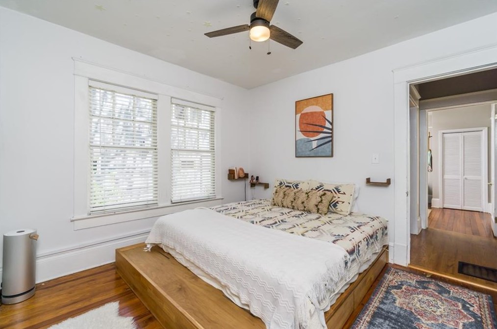 118 4th Ave, Decatur GA  30030-4849 exterior