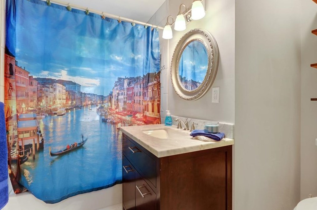 3410 Glenwood Rd, Decatur GA  30032-4408 exterior