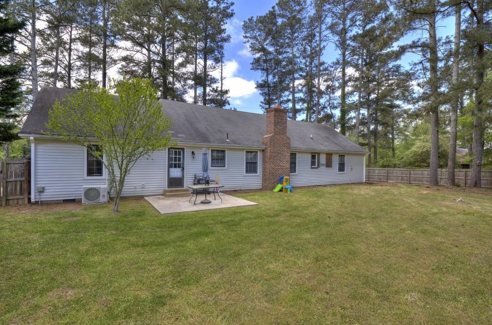 21 1st Ave, Dallas GA  30157-6378 exterior