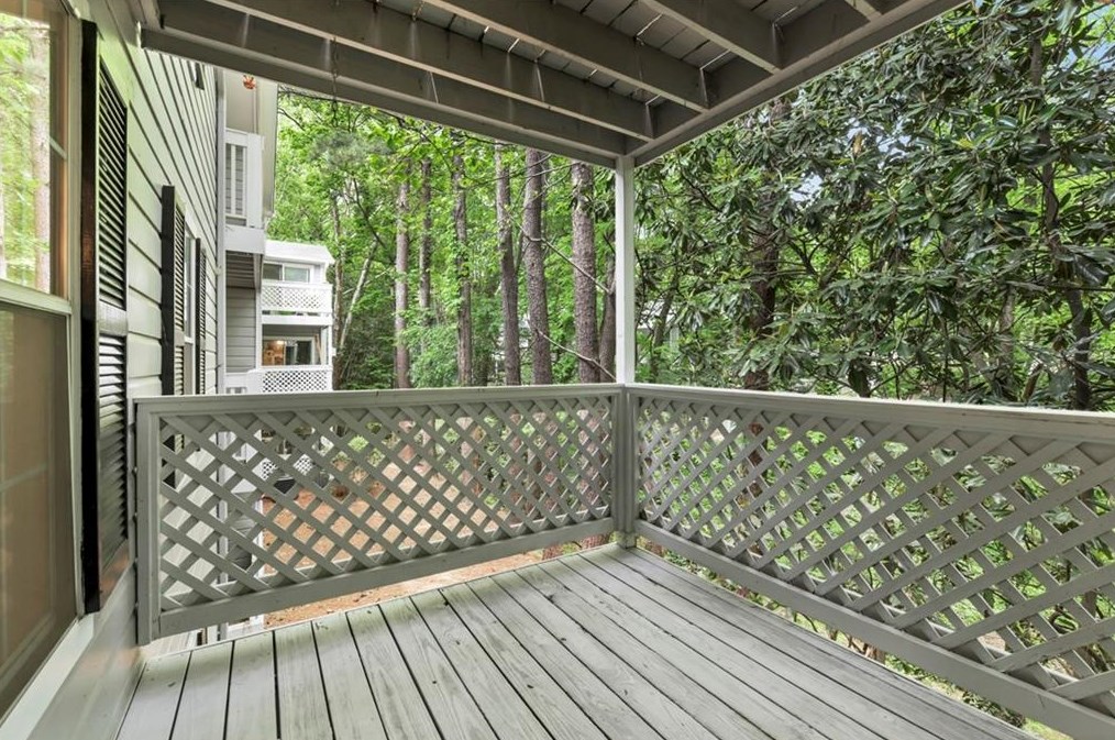 707 Vicksburg Pl, Atlanta GA  30350-3006 exterior