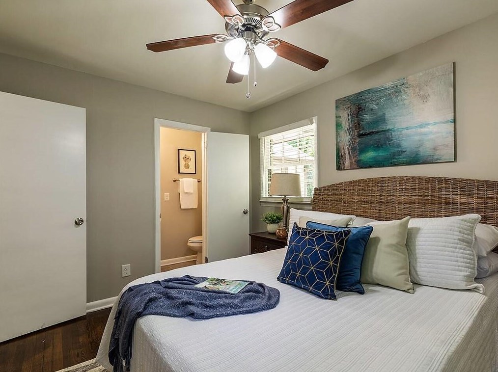 2865 Concord Dr, Decatur GA  30033-5010 exterior