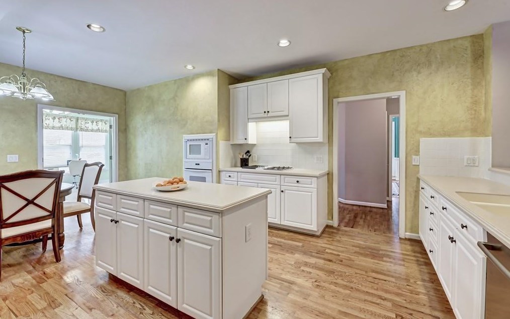4303 Millside Ct, Smyrna GA  30080-6396 exterior
