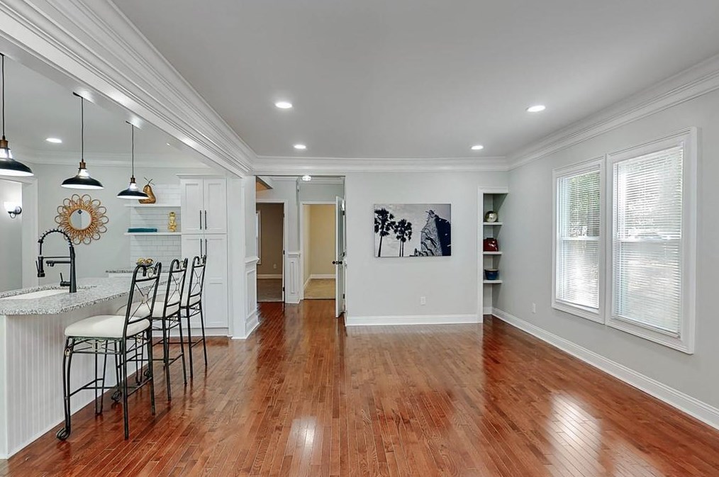 365 Peyton Rd, Atlanta GA  30311-2133 exterior