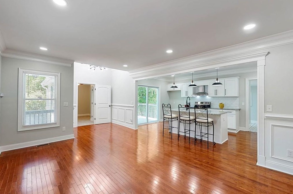 365 Peyton Rd, Atlanta GA  30311-2133 exterior