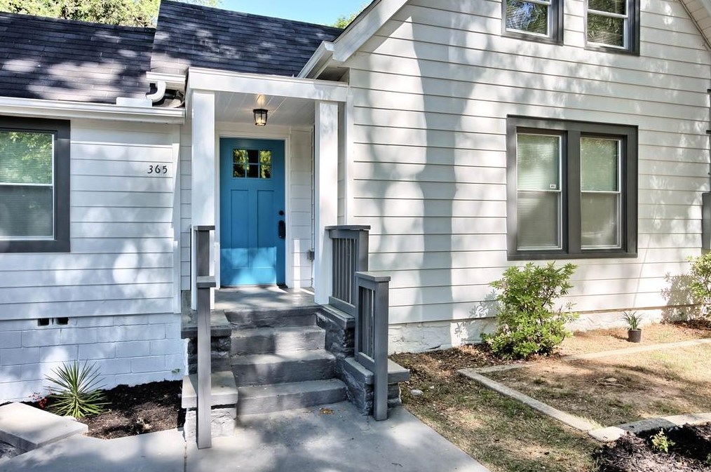 365 Peyton Rd, Atlanta GA  30311-2133 exterior