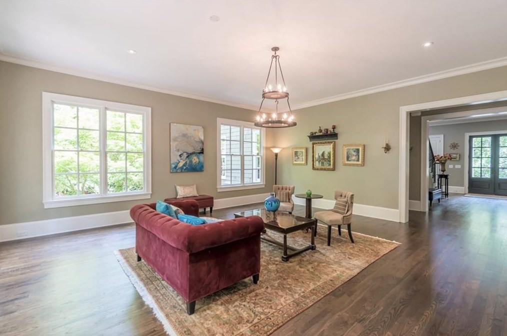 205 Worth Dr, Atlanta GA  30327-3443 exterior