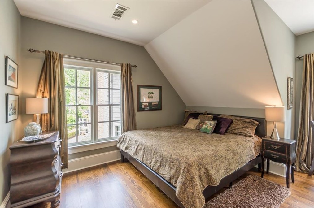 205 Worth Dr, Atlanta GA  30327-3443 exterior