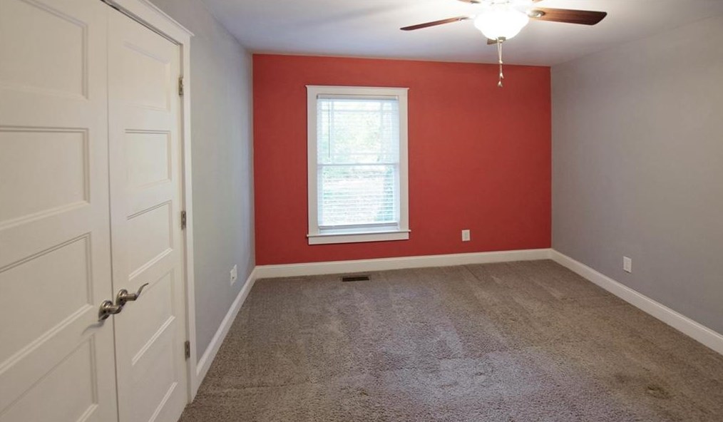 631 Lake Dr, Decatur GA  30030-3535 exterior