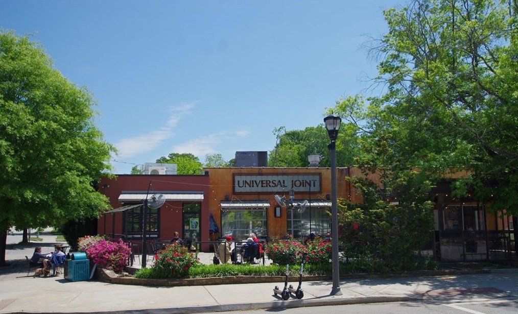 631 Lake Dr, Decatur GA  30030-3535 exterior