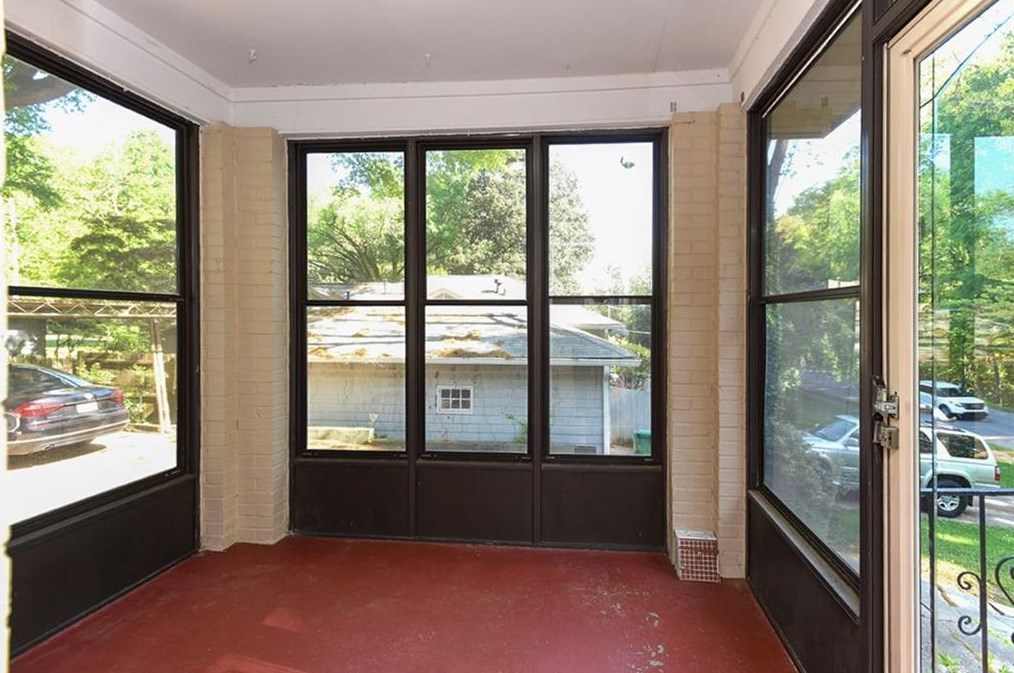 680 Medlock Rd, Decatur GA  30033-5536 exterior