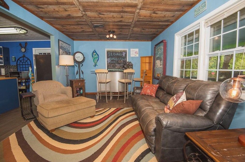 3130 Brook Dr, Decatur GA  30033-3912 exterior