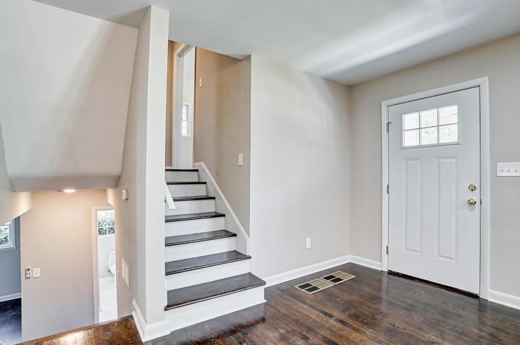 2281 Shamrock Dr, Decatur GA  30032-7142 exterior