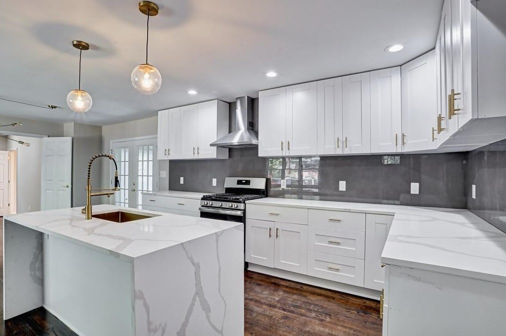 2281 Shamrock Dr, Decatur GA  30032-7142 exterior