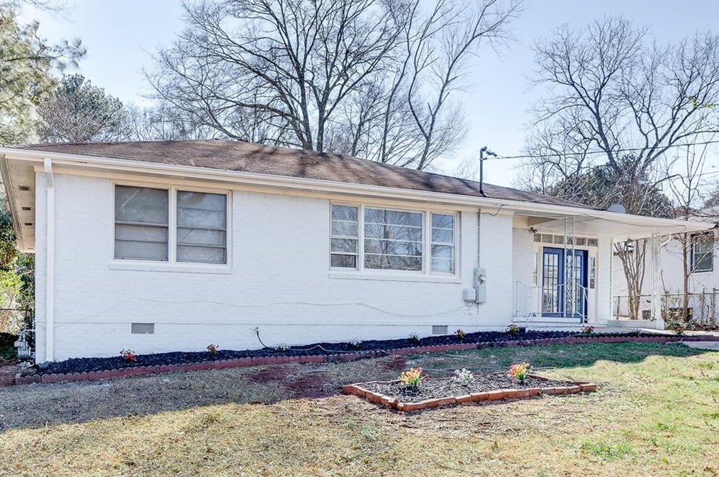 3153 Bobolink Dr, Decatur GA  30032-3705 exterior