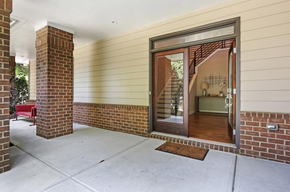 1139 Wimberly Rd, Atlanta GA  30319-2636 exterior