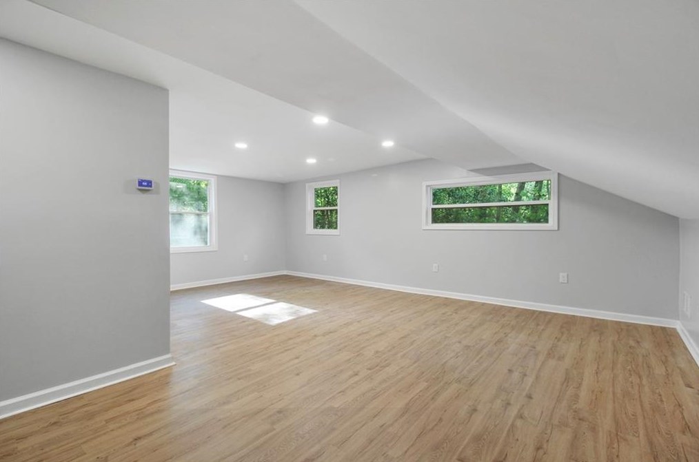 964 Forrest Blvd, Decatur GA  30030-4729 exterior