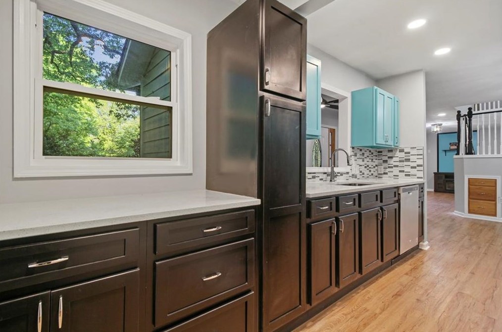 964 Forrest Blvd, Decatur GA  30030-4729 exterior