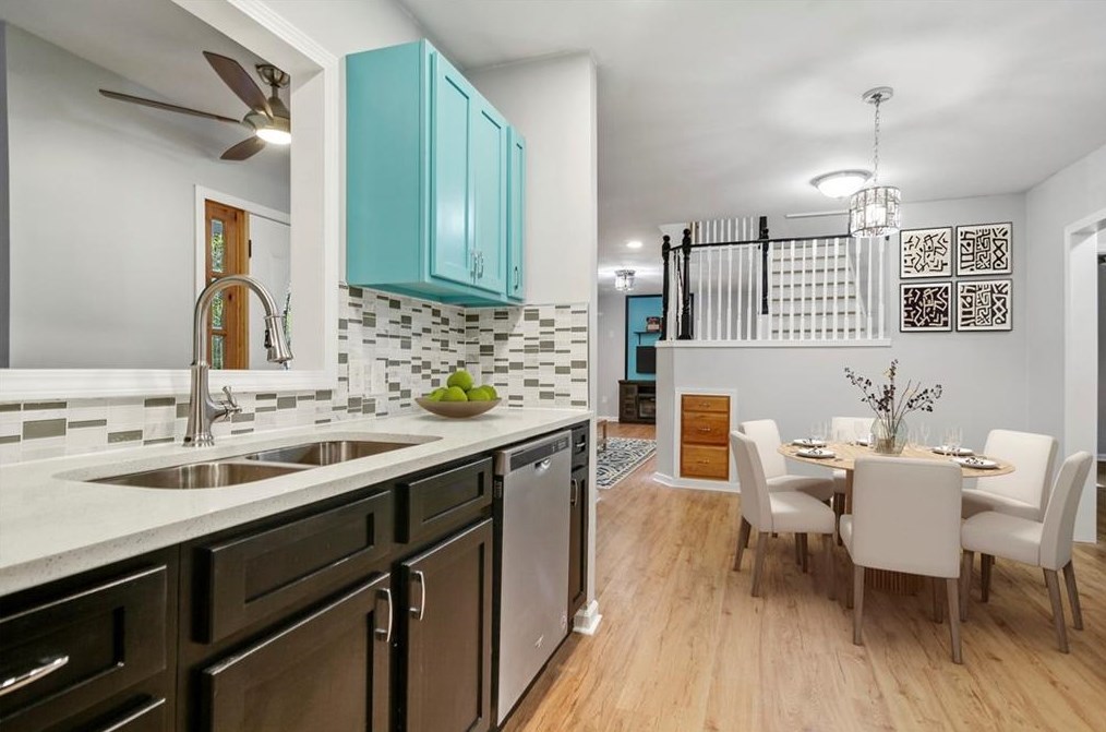 964 Forrest Blvd, Decatur GA  30030-4729 exterior