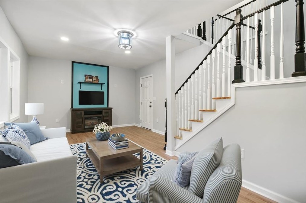 964 Forrest Blvd, Decatur GA  30030-4729 exterior