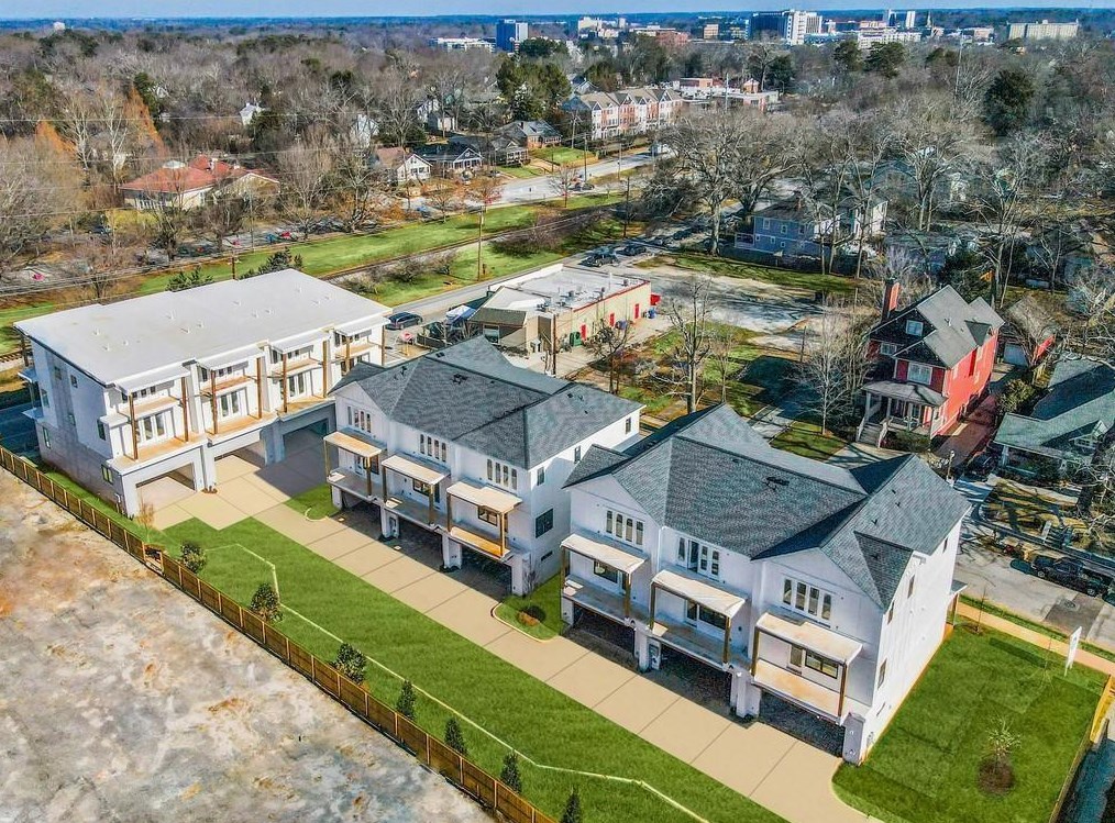 109 Mead Rd, Decatur GA  30030-3622 exterior