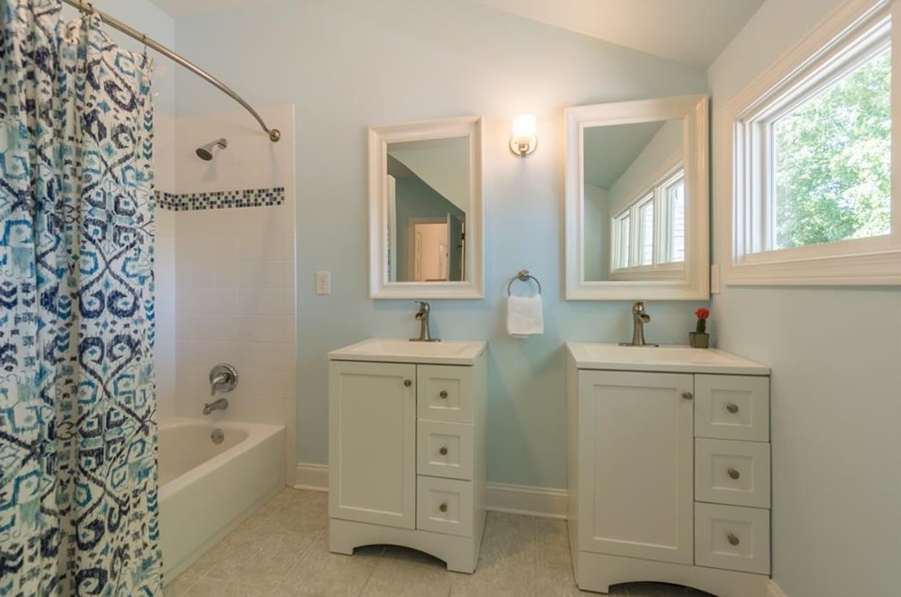 226 Maxwell St, Decatur GA  30030-4209 exterior